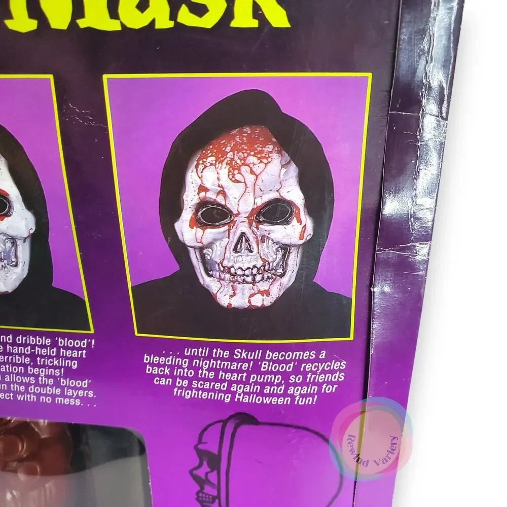 Vintage Fun World Bleeding Mask New In Package